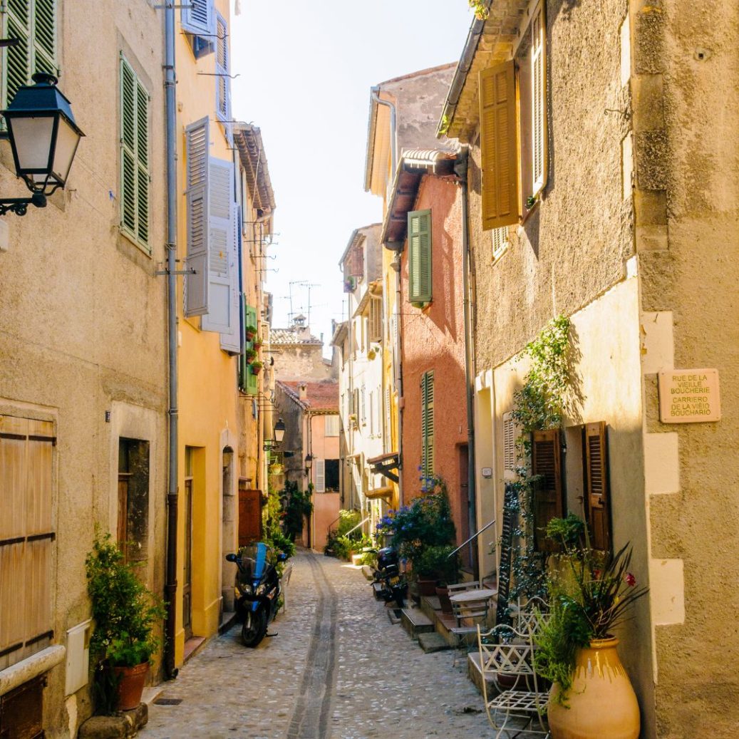 Ruelles de Valbonne