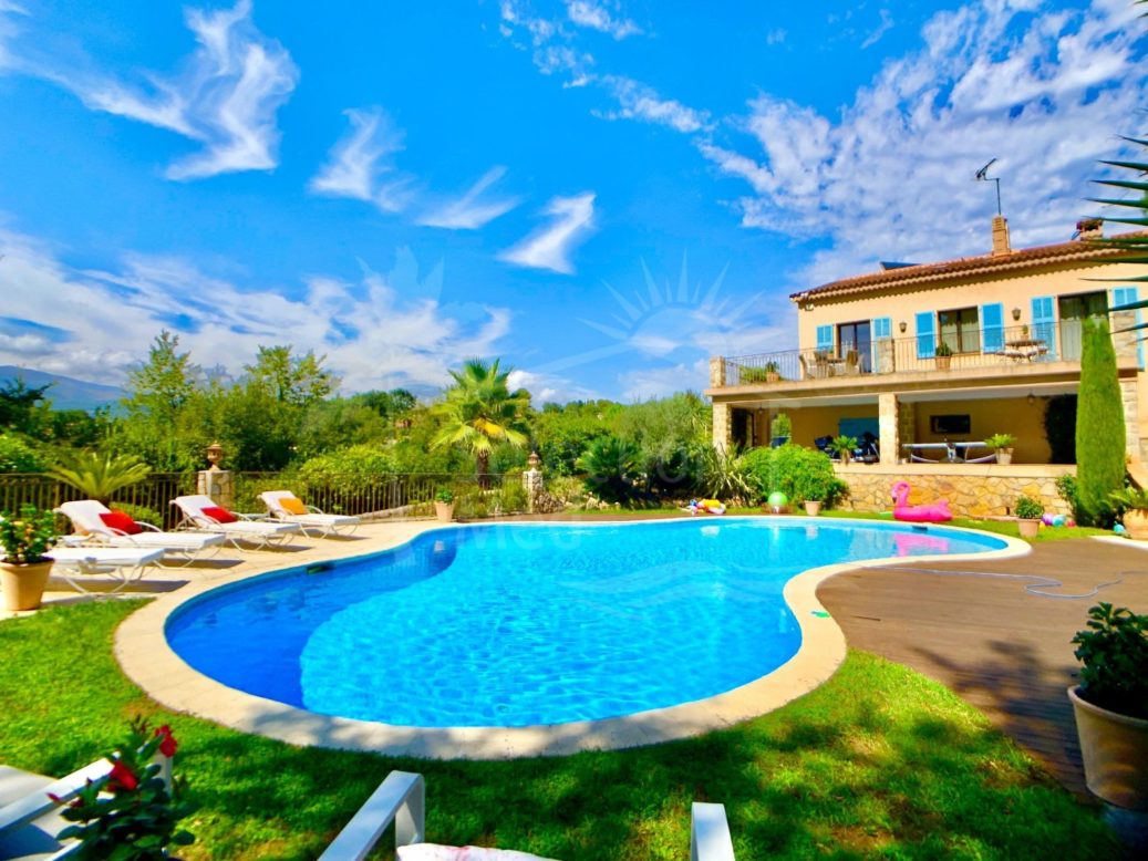 Moving Near the Coast? Come to Valbonne!